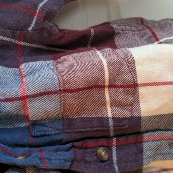 Boys Flannel Button Up - Picture 4 of 7